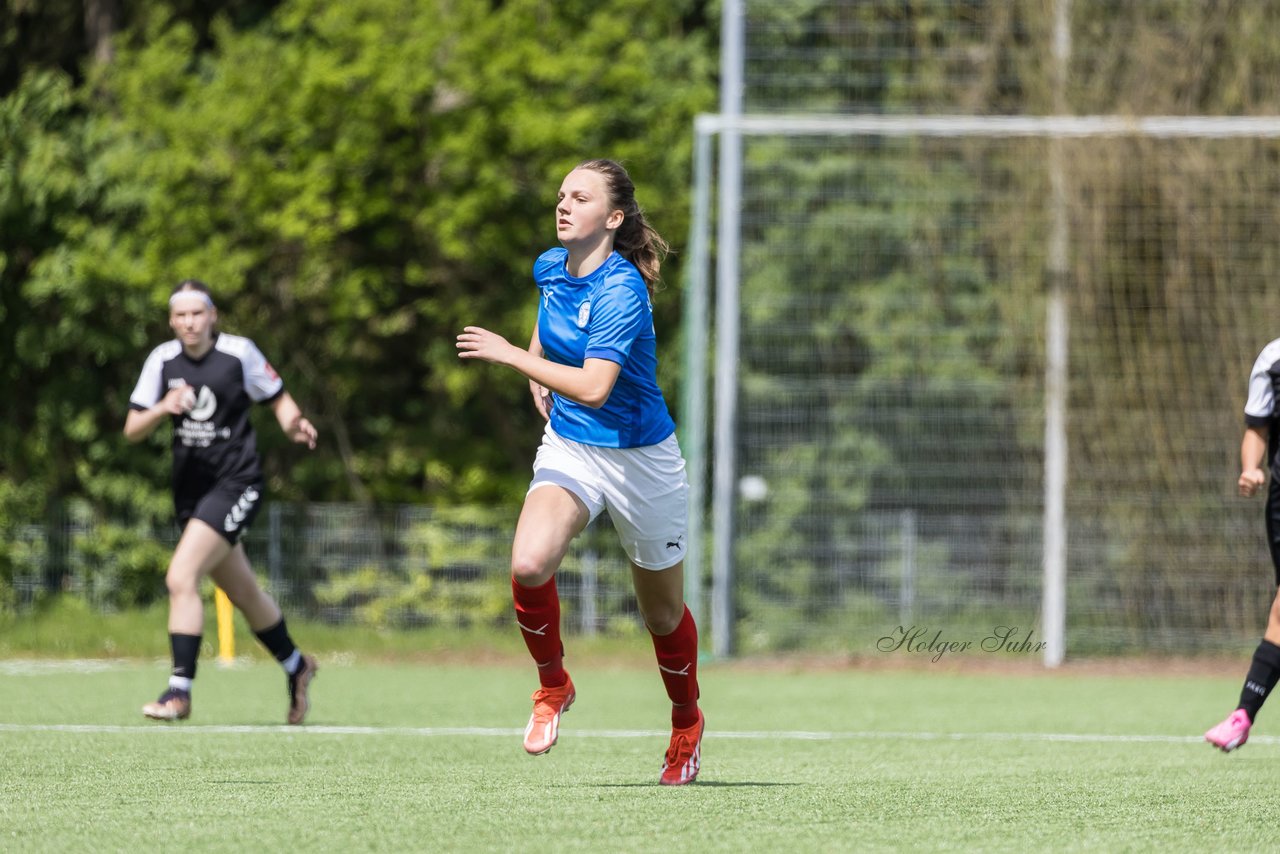 Bild 212 - wBJ SH-Pokalfinale  Holstein-Kiel - SV Viktoria : Ergebnis: 1:0